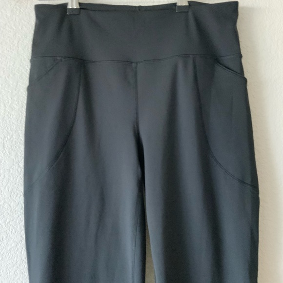 Duluth trading Co NoGA sculpting slim leg pant - Picture 2 of 8